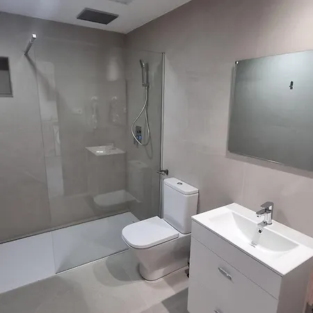 Astures Viviendas Turisticas * Oviedo